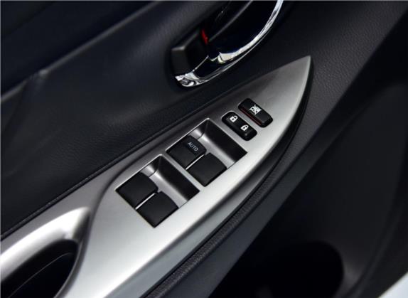 YARiS L 致炫 2016款 改款 1.5G CVT炫动版 车厢座椅   门窗控制