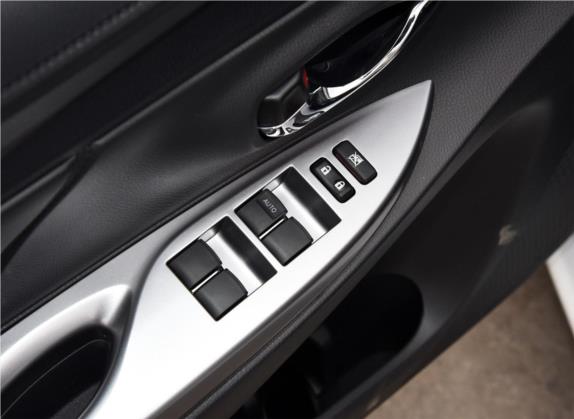 YARiS L 致炫 2019款 1.5G CVT炫动天窗版 国VI 车厢座椅   门窗控制