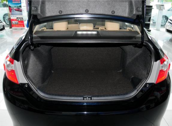 雷凌 2014款 1.8GS-L CVT领先版 车厢座椅   后备厢