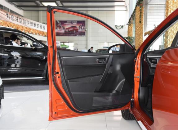 雷凌 2015款 1.6G CVT橙色限量版 车厢座椅   前门板