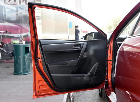 雷凌 2015款 1.8GS CVT橙色限量版 车厢座椅   前门板