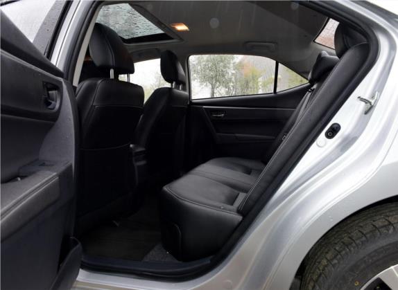 雷凌 2016款 双擎 1.8H V E-CVT豪华版 车厢座椅   后排空间