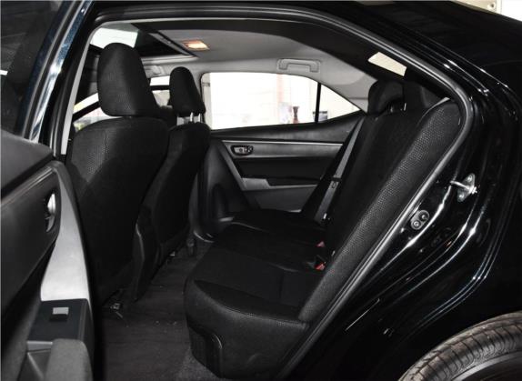 雷凌 2016款 双擎 1.8H GS E-CVT精英天窗版 车厢座椅   后排空间