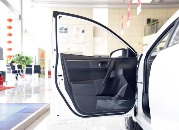 雷凌 2016款 1.8GS CVT精英版 车厢座椅   前门板