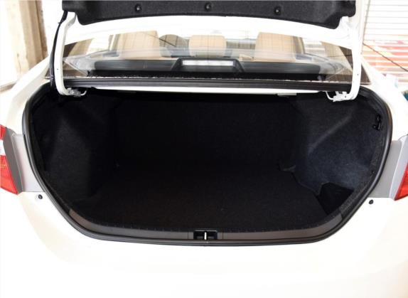 雷凌 2016款 1.6E 手动新锐版 车厢座椅   后备厢