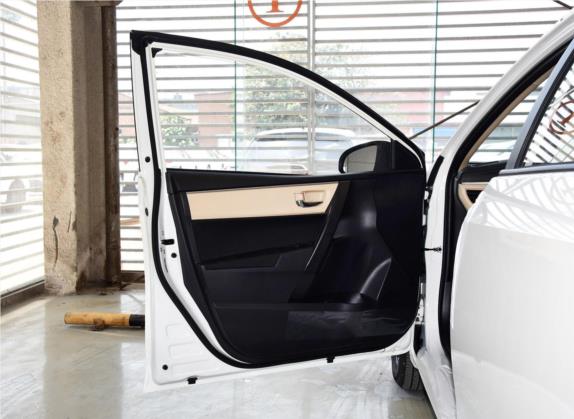 雷凌 2016款 1.6E 手动新锐版 车厢座椅   前门板