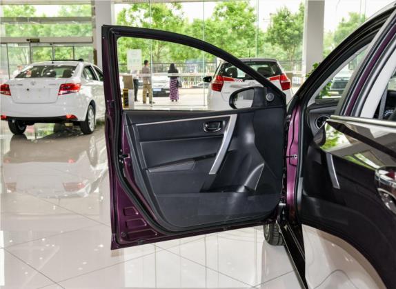 雷凌 2017款 改款双擎 1.8H V E-CVT豪华版 国V 车厢座椅   前门板
