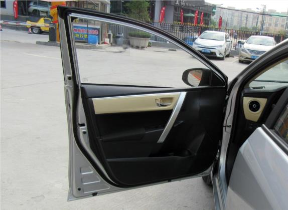 雷凌 2017款 改款 1.8GS CVT精英版 国V 车厢座椅   前门板
