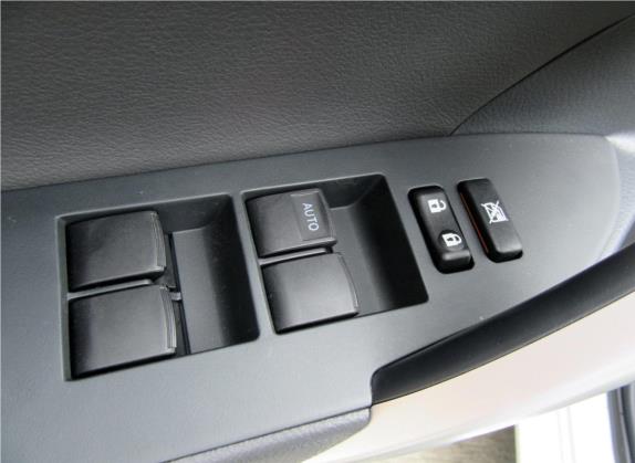 雷凌 2017款 改款双擎 1.8H GS-L E-CVT领先版 国V 车厢座椅   门窗控制