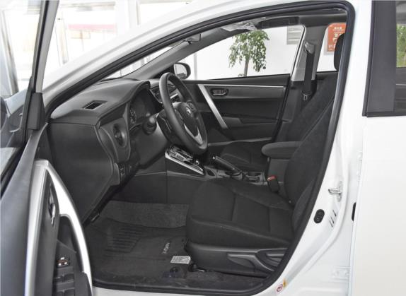 雷凌 2017款 改款双擎 1.8H GS E-CVT精英版 国VI 车厢座椅   前排空间