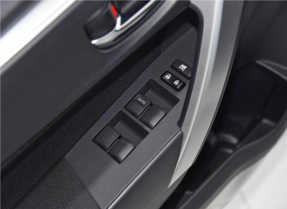 雷凌 2017款 改款双擎 1.8H GS E-CVT精英版 国VI 车厢座椅   门窗控制