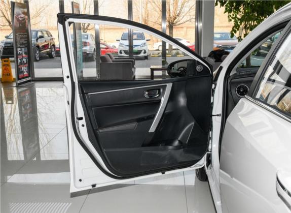 雷凌 2017款 改款双擎 1.8H V E-CVT豪华版 国VI 车厢座椅   前门板