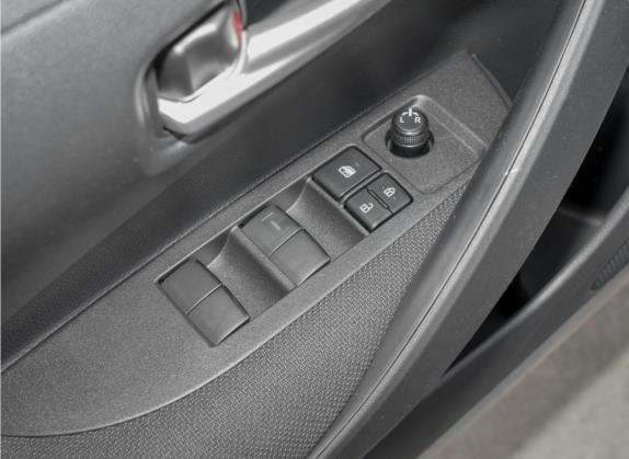 雷凌 2021款 TNGA 1.5L CVT领先版 车厢座椅   门窗控制