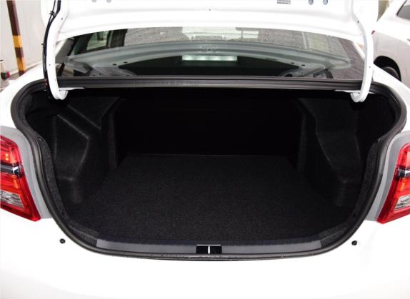 YARiS L 致享 2017款 1.5E 手动魅动版 车厢座椅   后备厢