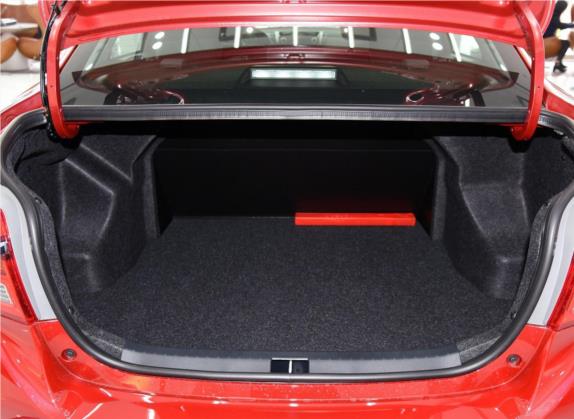 YARiS L 致享 2017款 1.5E CVT魅动版 车厢座椅   后备厢