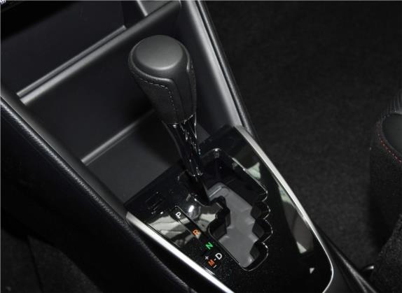 YARiS L 致享 2020款 1.5L CVT豪华版 中控类   挡把