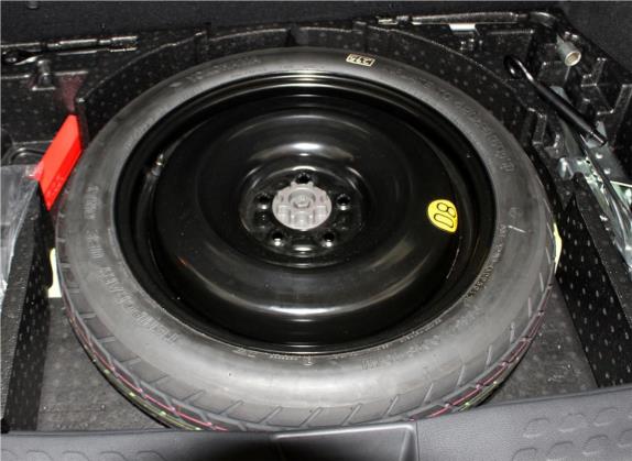 丰田C-HR 2018款 2.0L 酷越豪华版 国V 其他细节类   备胎