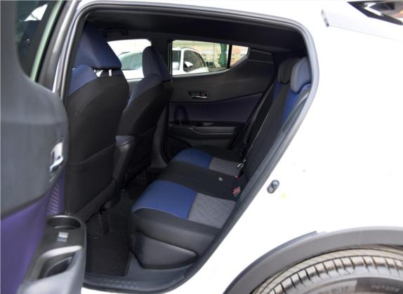 丰田C-HR 2018款 2.0L 领先版 国VI 车厢座椅   后排空间