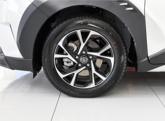 丰田C-HR 2018款 2.0L 酷越领先版 国VI 其他细节类   前轮