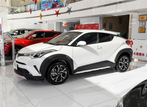 丰田C-HR 2018款 2.0L 酷越领先版 国VI 外观   正侧