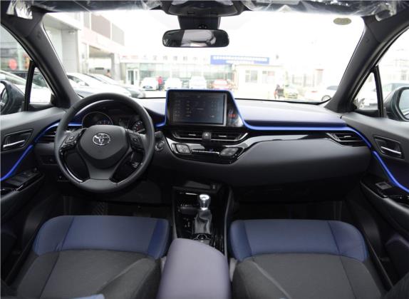 丰田C-HR 2018款 2.0L 酷越豪华版 国VI 中控类   中控全图