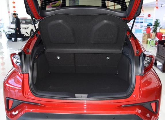 丰田C-HR 2018款 2.0L 豪华天窗版 国VI 车厢座椅   后备厢