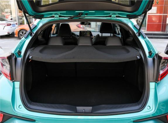丰田C-HR 2018款 2.0L 旗舰天窗版 国V 车厢座椅   后备厢