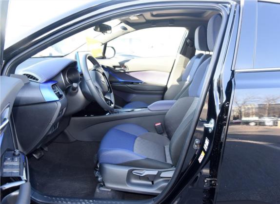 丰田C-HR 2018款 2.0L 豪华天窗版 国V 车厢座椅   前排空间