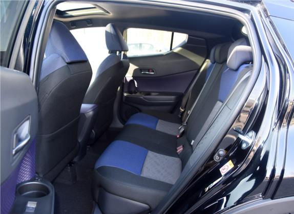 丰田C-HR 2018款 2.0L 豪华天窗版 国V 车厢座椅   后排空间