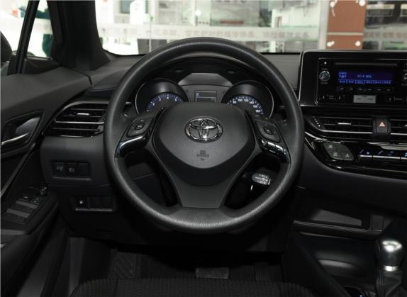 丰田C-HR 2020款 2.0L 舒适版 中控类   驾驶位