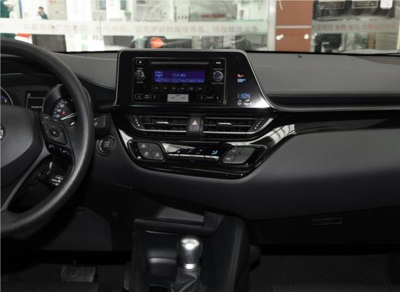 丰田C-HR 2020款 2.0L 舒适版 中控类   中控台