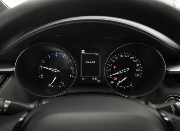 丰田C-HR 2020款 2.0L 舒适版 中控类   仪表盘