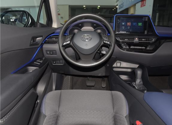 丰田C-HR 2022款 2.0L 舒适版 中控类   驾驶位