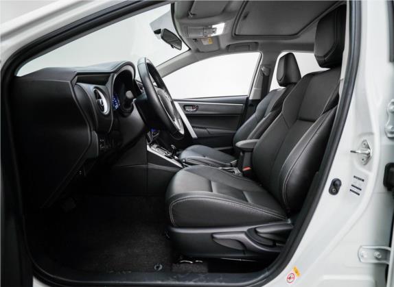 雷凌双擎E+ 2019款 1.8PH V E-CVT豪华版 车厢座椅   前排空间