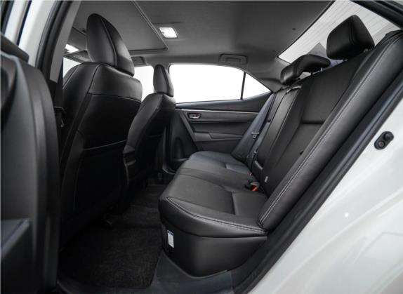 雷凌双擎E+ 2019款 1.8PH V E-CVT豪华版 车厢座椅   后排空间