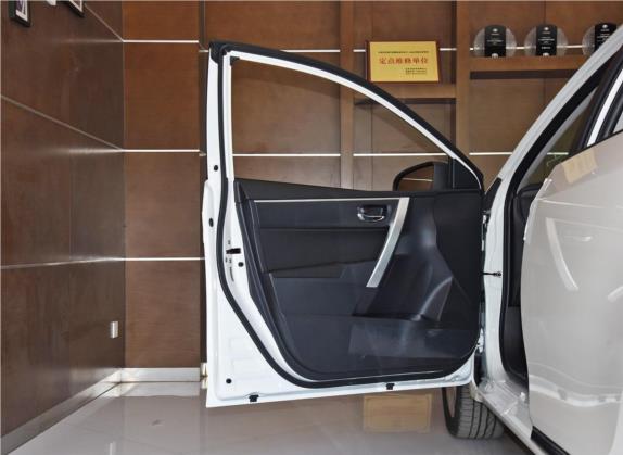 雷凌双擎E+ 2019款 1.8PH GS E-CVT精英风尚版 车厢座椅   前门板