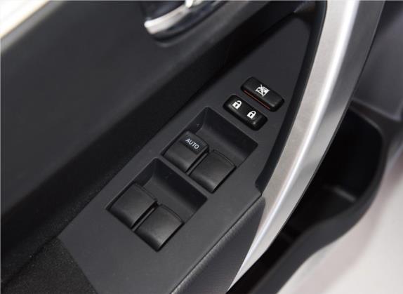 雷凌双擎E+ 2019款 1.8PH GS E-CVT精英风尚版 车厢座椅   门窗控制