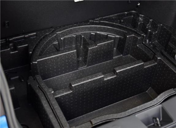 丰田C-HR EV 2020款 尊贵天窗版 其他细节类   备胎