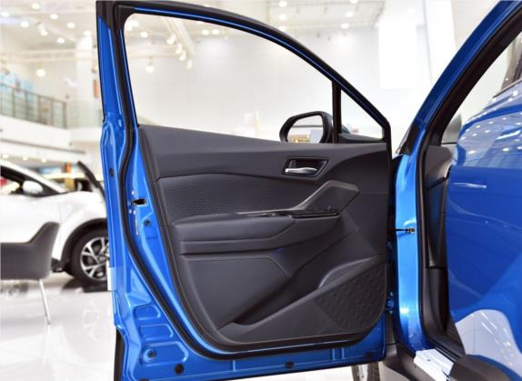 丰田C-HR EV 2020款 尊贵天窗版 车厢座椅   前门板