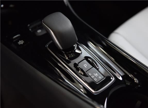 丰田C-HR EV 2020款 尊贵天窗版 中控类   挡把