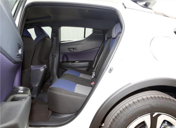 丰田C-HR EV 2020款 豪华天窗版 车厢座椅   后排空间