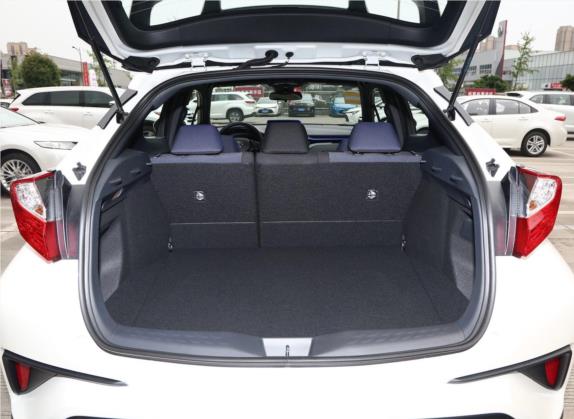 丰田C-HR EV 2020款 豪华天窗版 车厢座椅   后备厢