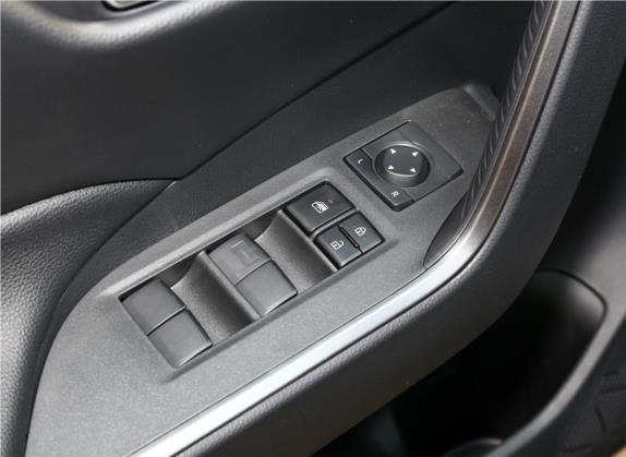 威兰达 2020款 2.0L CVT四驱科技版 车厢座椅   门窗控制