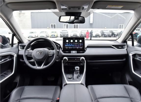 威兰达 2020款 2.0L CVT四驱尊贵版 中控类   中控全图