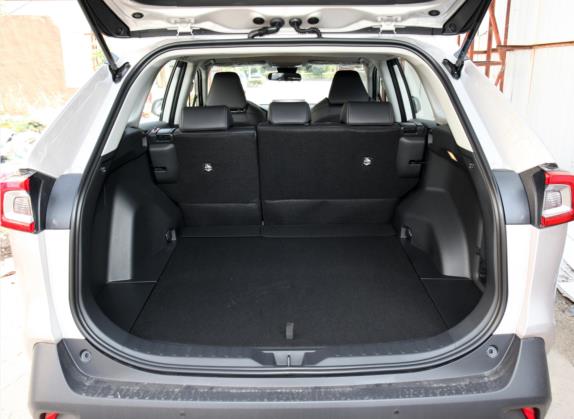威兰达 2021款 2.0L CVT两驱豪华版 车厢座椅   后备厢