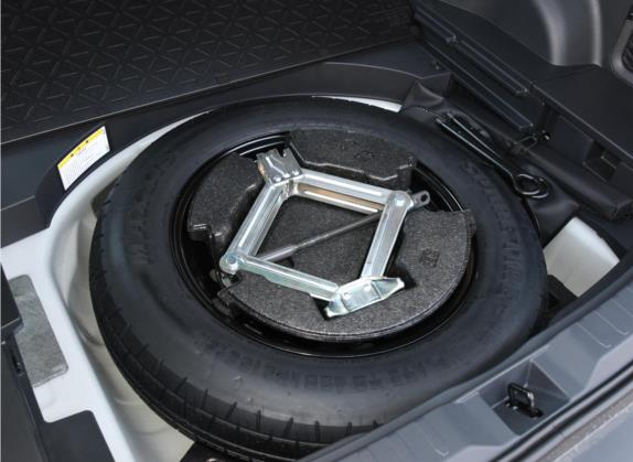 威兰达 2022款 2.0L CVT四驱尊贵版 其他细节类   备胎