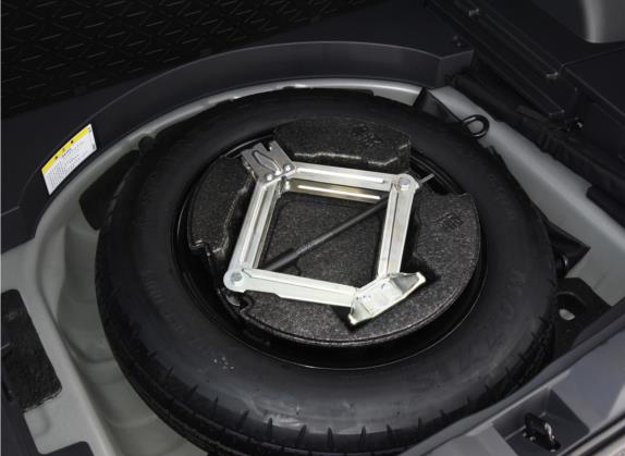 威兰达 2022款 2.0L CVT两驱豪华PLUS版 其他细节类   备胎