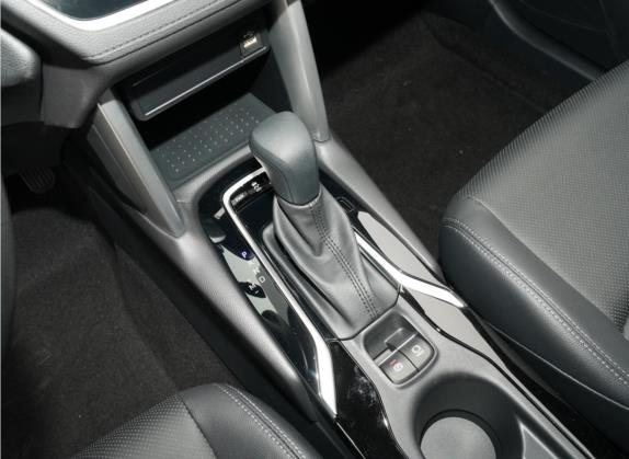 锋兰达 2022款 2.0L CVT豪华PLUS版 中控类   挡把