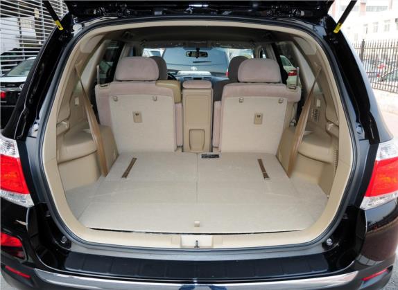 汉兰达 2012款 3.5L 四驱7座精英版 车厢座椅   后备厢