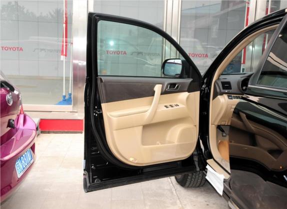 汉兰达 2012款 2.7L 两驱7座精英版 车厢座椅   前门板